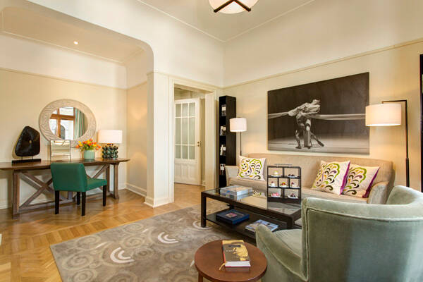 Deluxe Suite Palace View