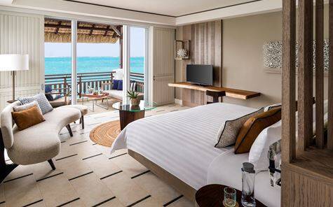 Junior Suite Frangipani Ocean View- King Bed