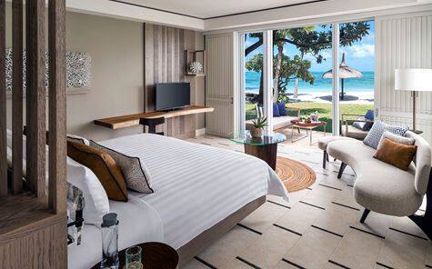 Junior Suite Frangipani Beach Access- King Bed