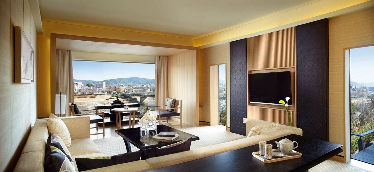 King Kamogawa Executive Suite