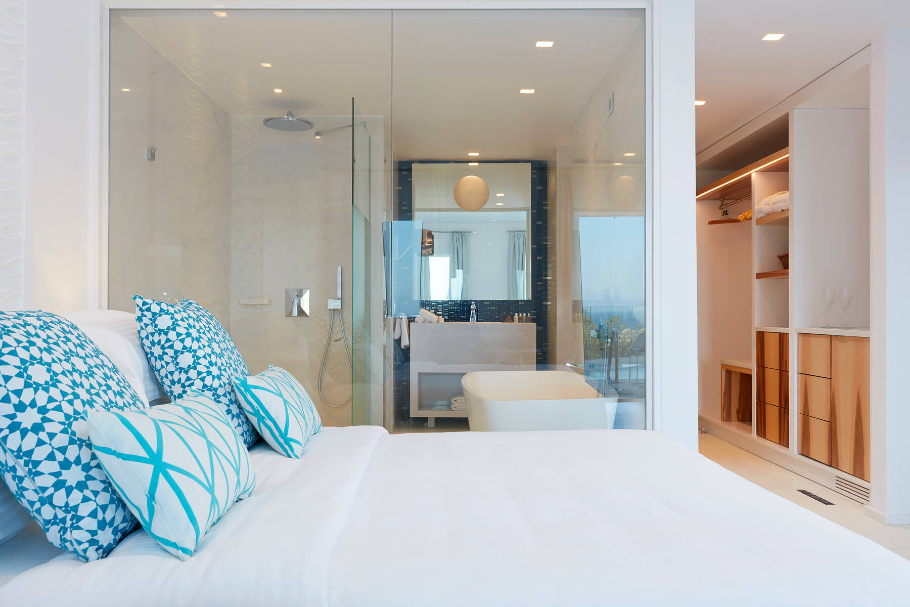 Thalassa Suite