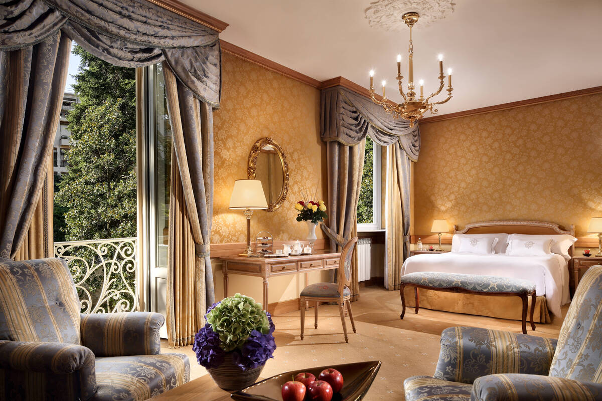 Superior Palace Garden Side Twin Double 