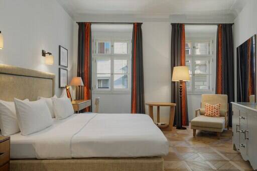 Classic King Room