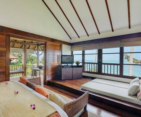 Oceanfront Villa