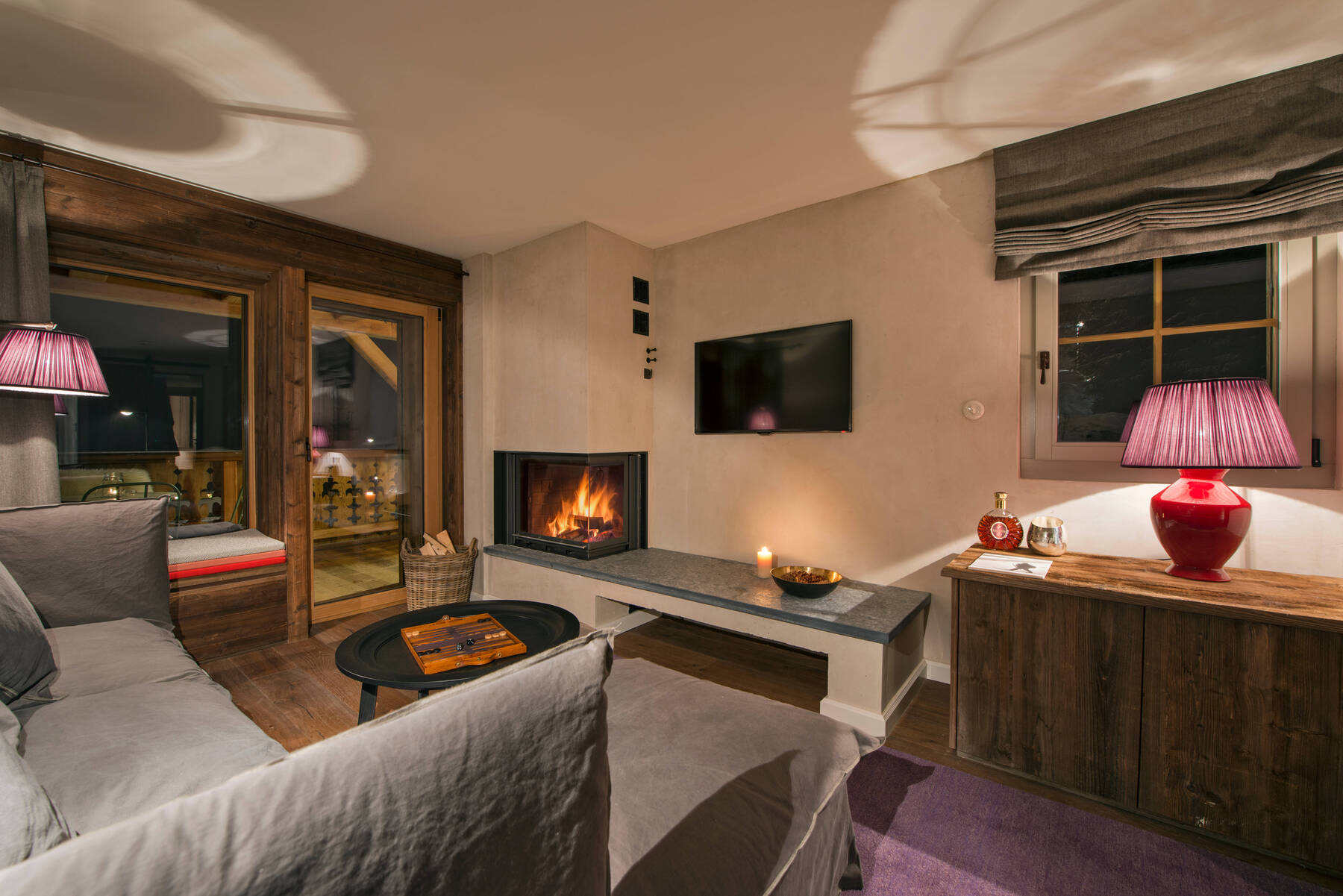 Deluxe Room with Fireplace