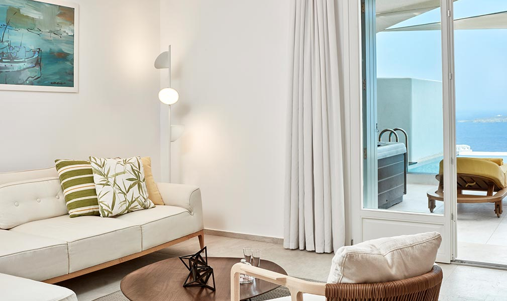 Cyclades Junior Suite