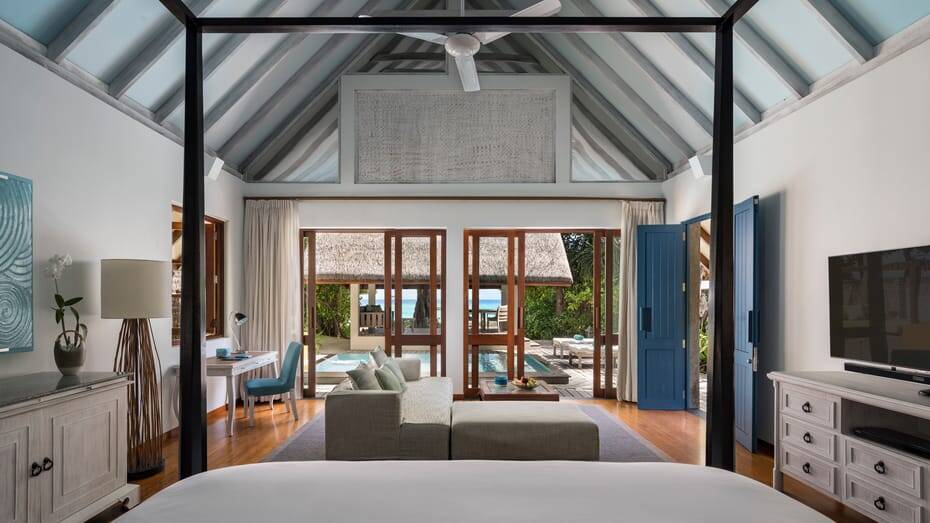 Ocean Front Bungalow with Pool - Twin Beds