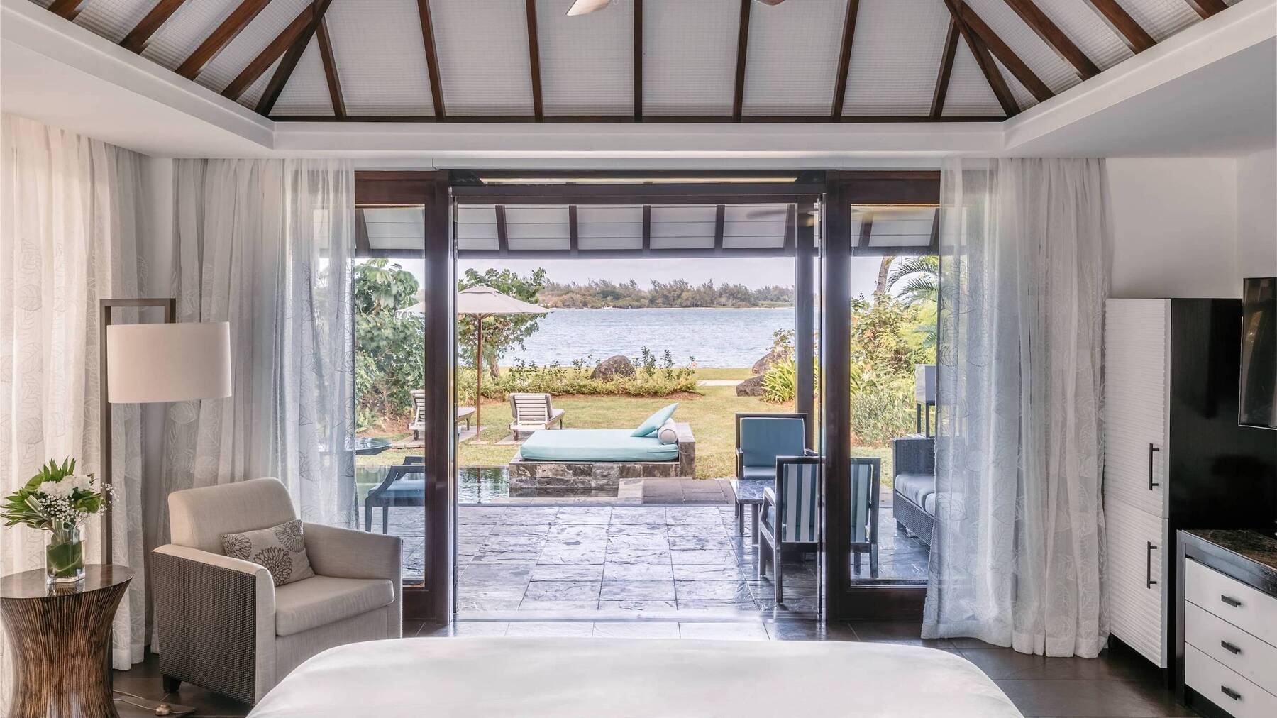 Island Beach View Pool Villa