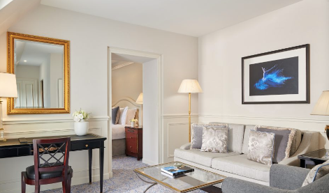 One Bedroom Suite with Living Area