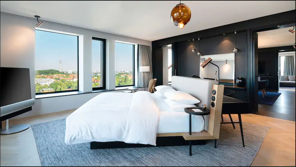 Penthouse Suite