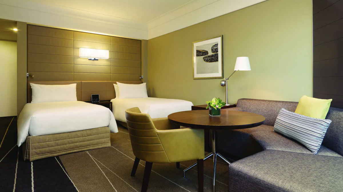 Twin Club Access Room