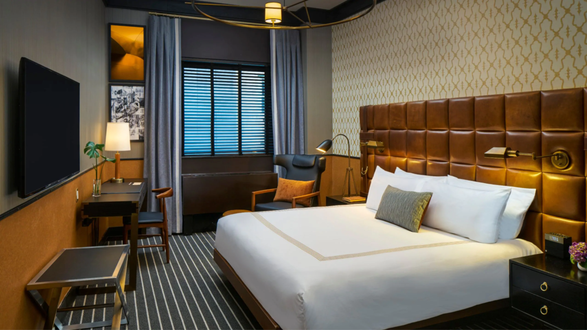Premium Deluxe King Room