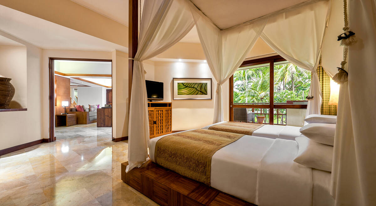 Club Executive Suite Twin