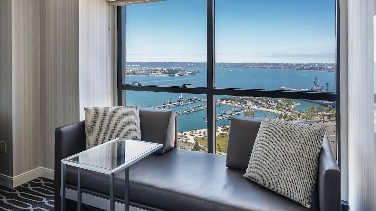 King Bay View Room