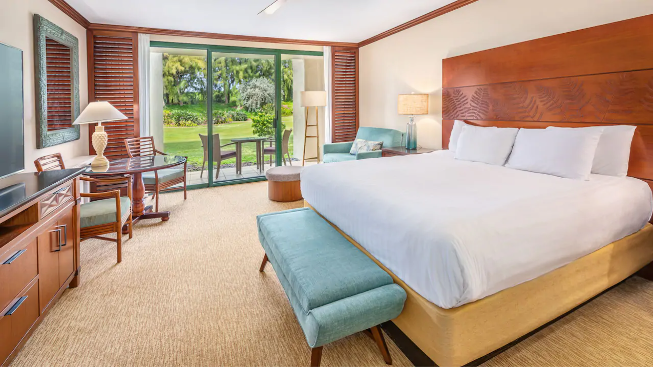 King Bed Partial Resort View