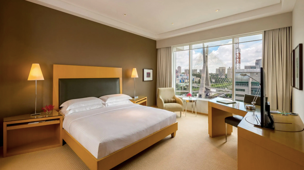 King Bridge View Room