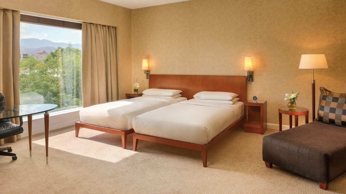 Twin Deluxe Room