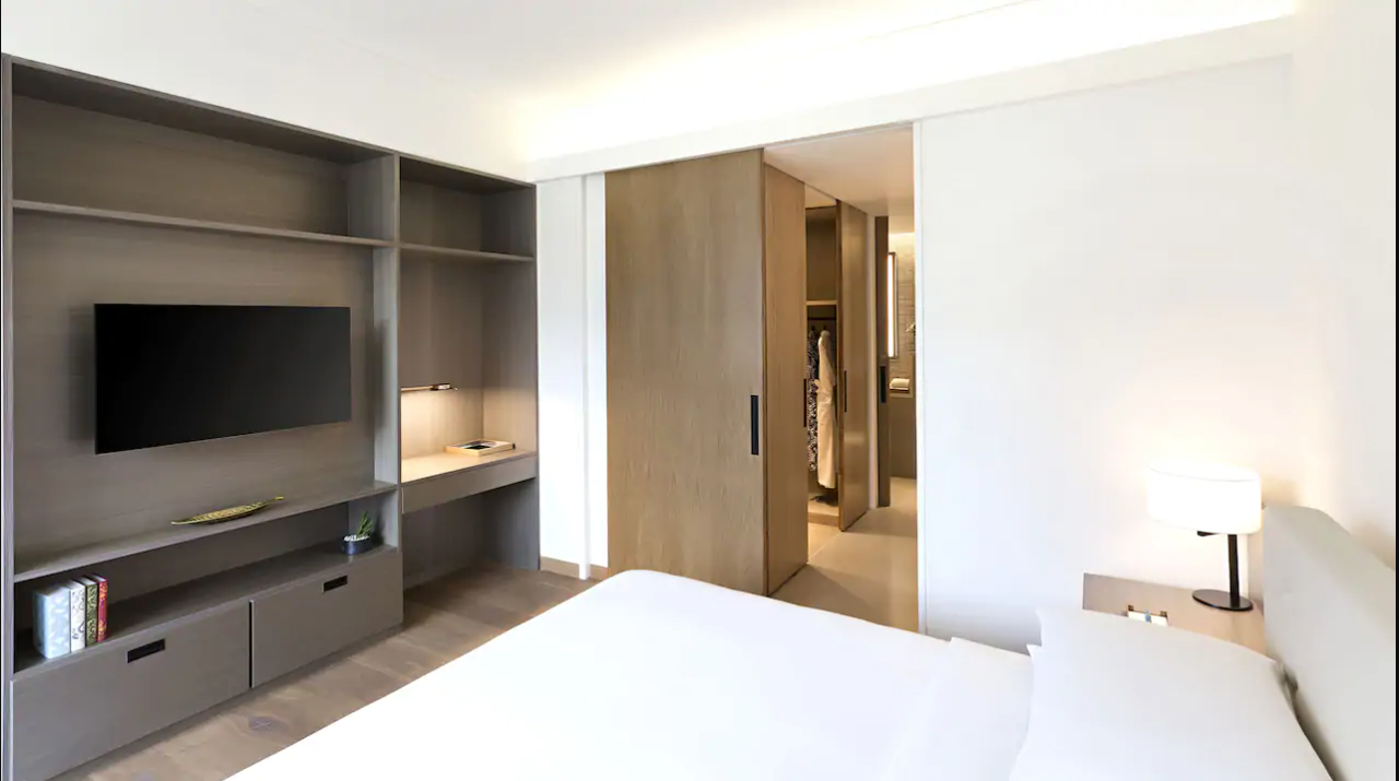 One Bedroom Apartment