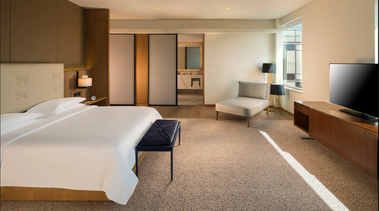 Signature Suite