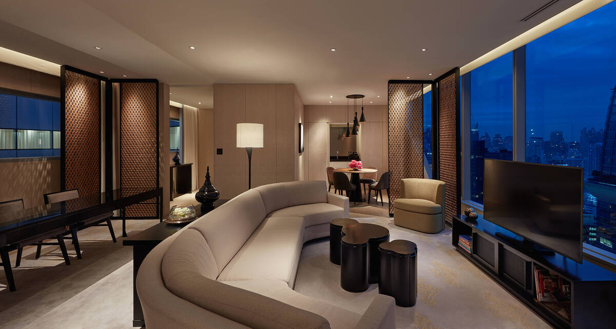 Diplomat Suite