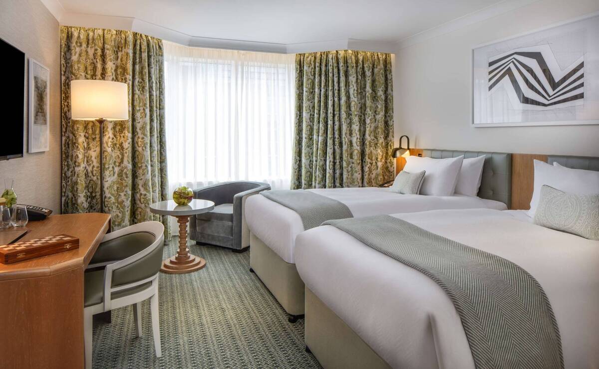 Superior Twin Room 