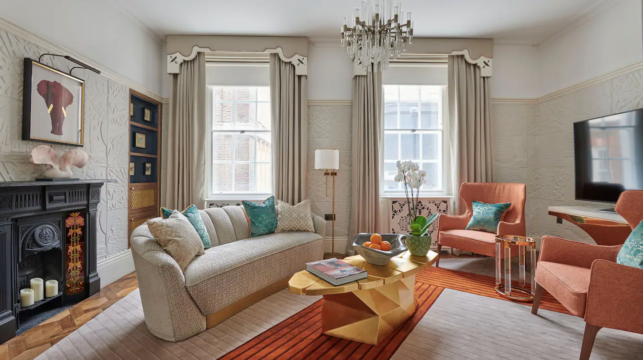 Great Scotland Yard Two Bedroom Townhouse