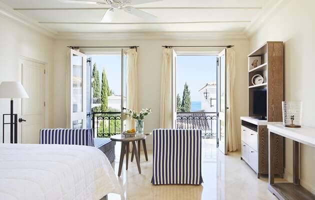Studio Suite with Sea View