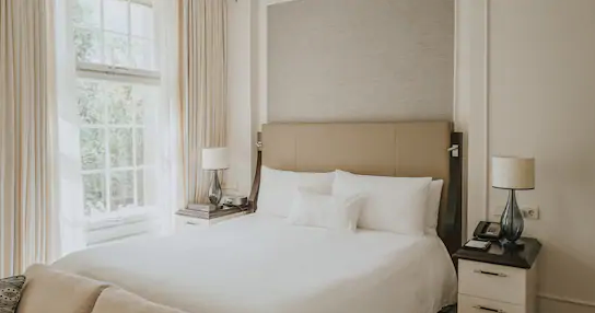 King Premier Room