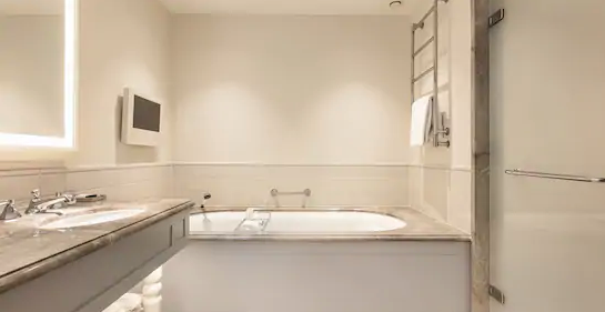 King Junior Suite