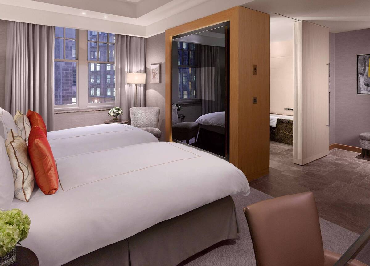 Twin Deluxe Room