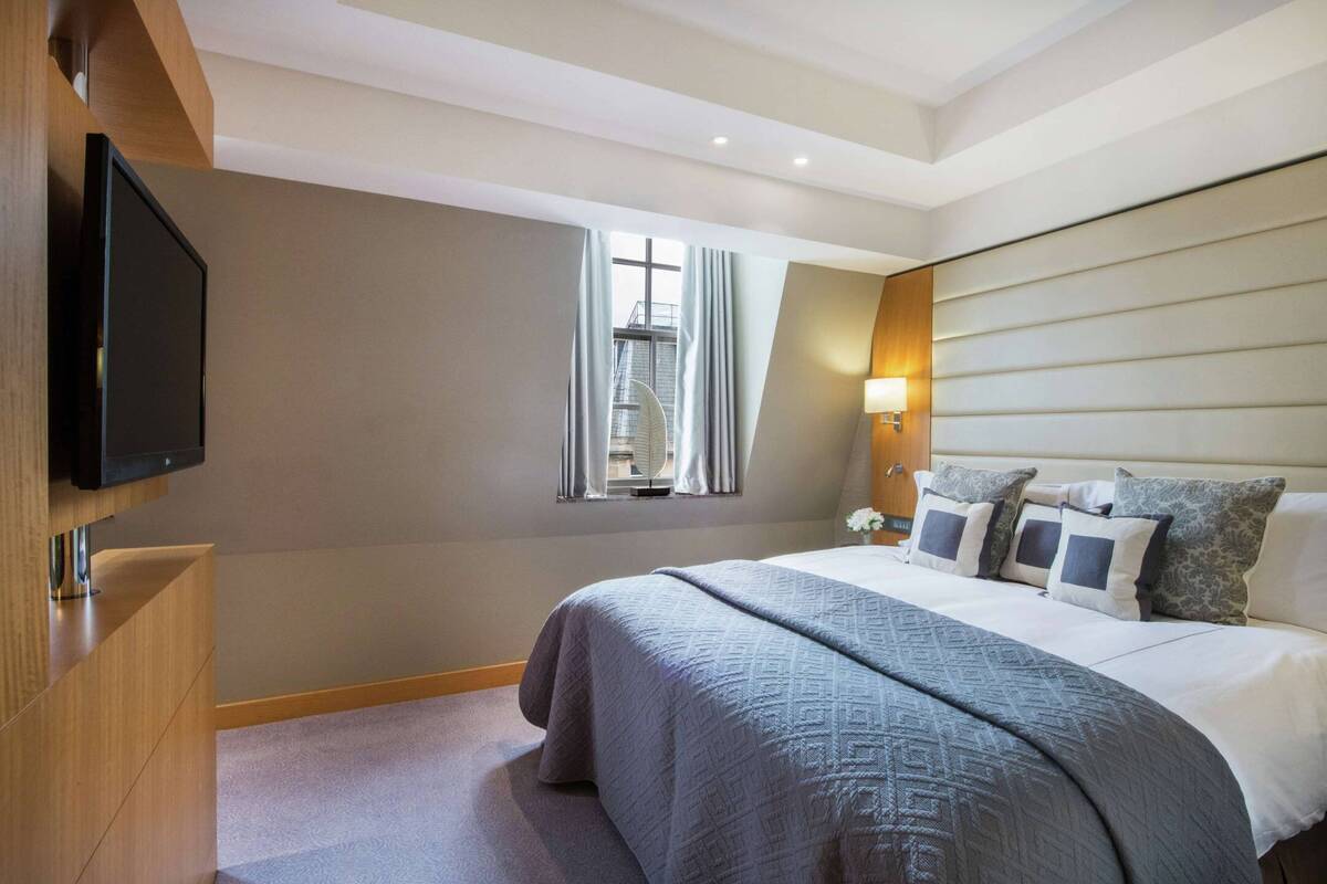 Junior Suite With Lounge Access