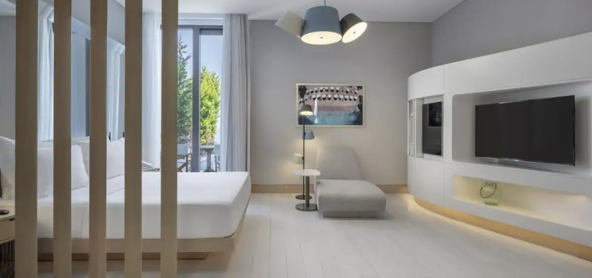 KING JUNIOR SUITE WITH PRIVATE POOL