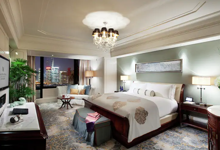 King Luxury Panorama River View Suite
