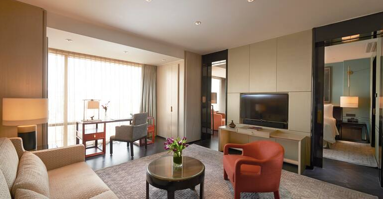 King Deluxe Suite