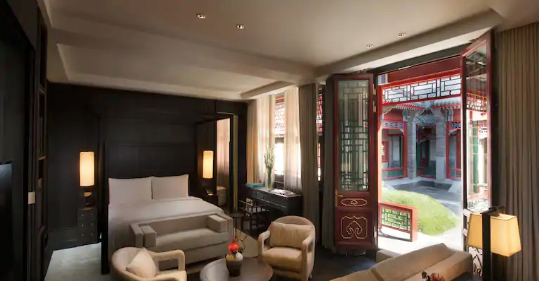 Hutong Courtyard Suite