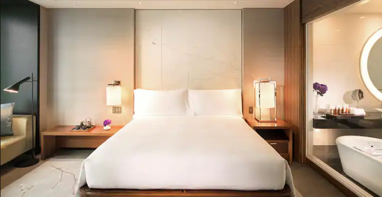 King Executive Room Bay View