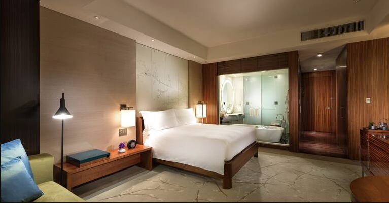 King Executive Room Bay View