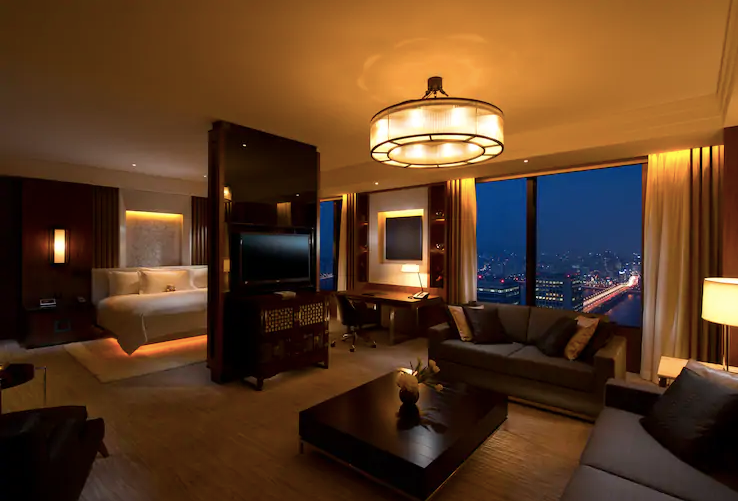 Penthouse Suite