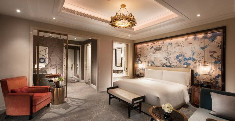King Deluxe Tianfu View Room