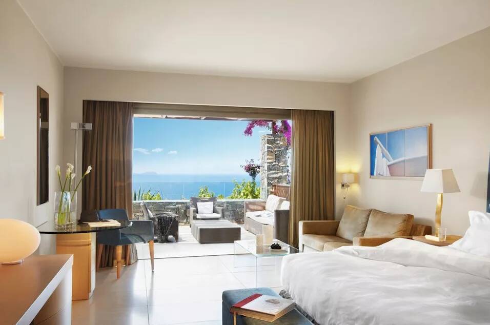 Deluxe Sea View Room