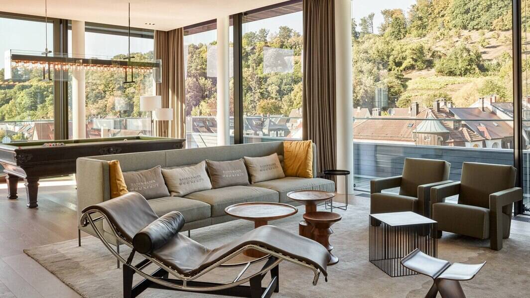 Roomers Suite