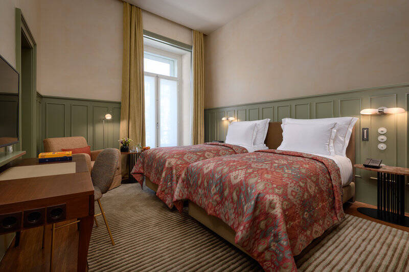 Classic Chiado Twin Room