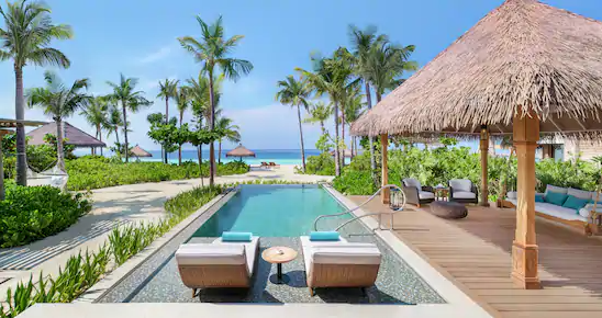 Three Bedroom Grand Beach Villa with Pool