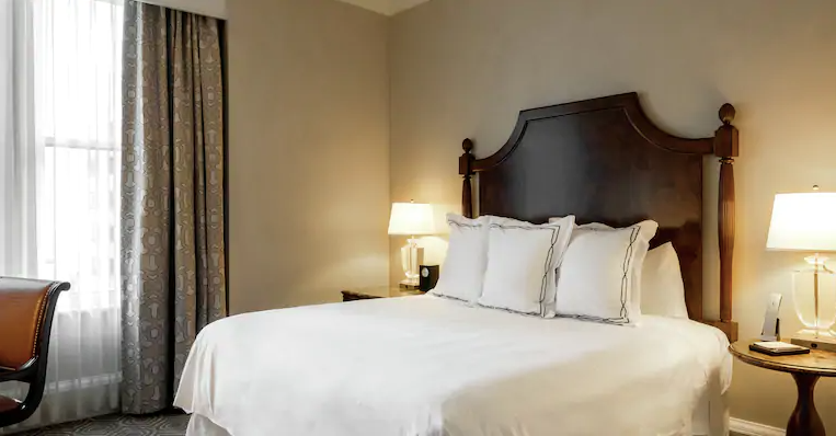 One King Bed Deluxe Room