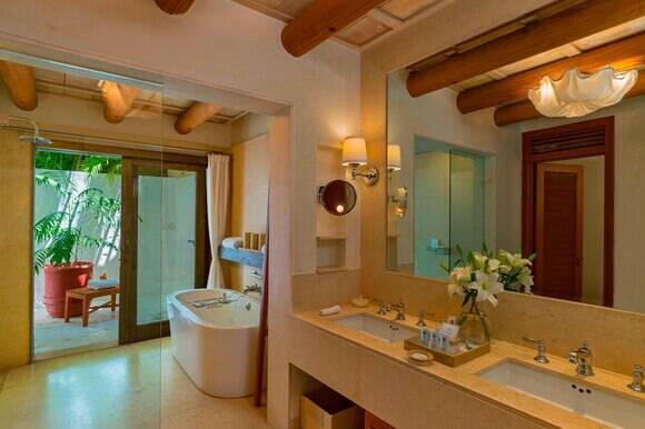 One Bedroom  Suite - Beachfront View