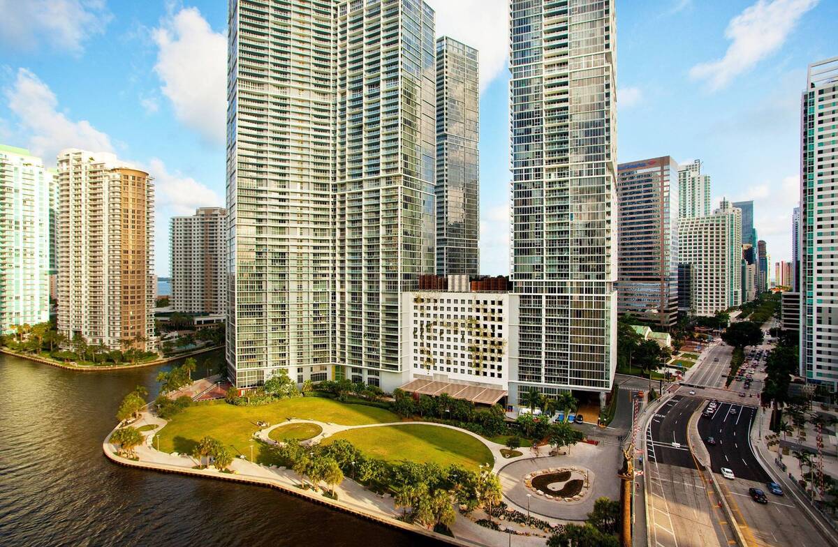 W Miami