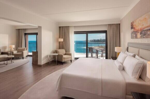  Executive Sea View Suite, Lounge Access, Top Floor