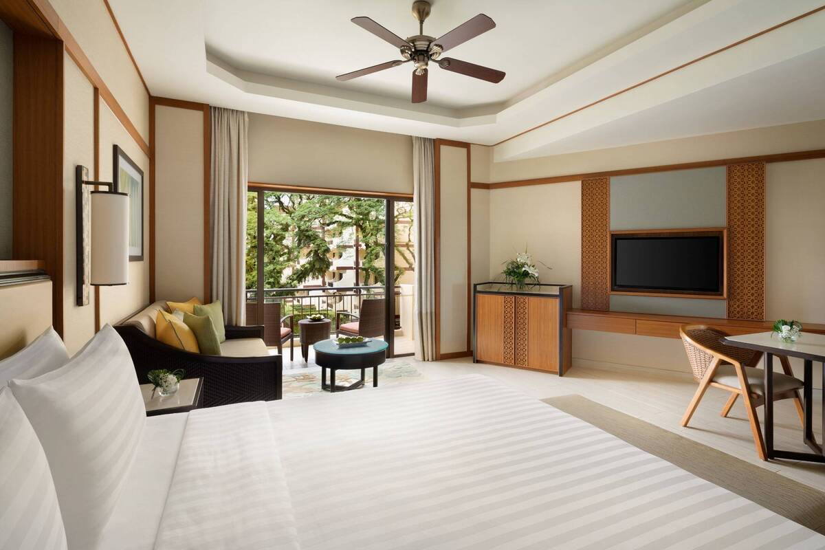 Garden Wing Superior Family Seaview King