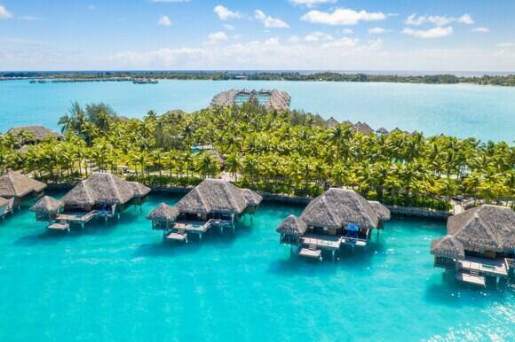 Overwater Premier Otemanu Villa, Mountain view and Whirlpool
