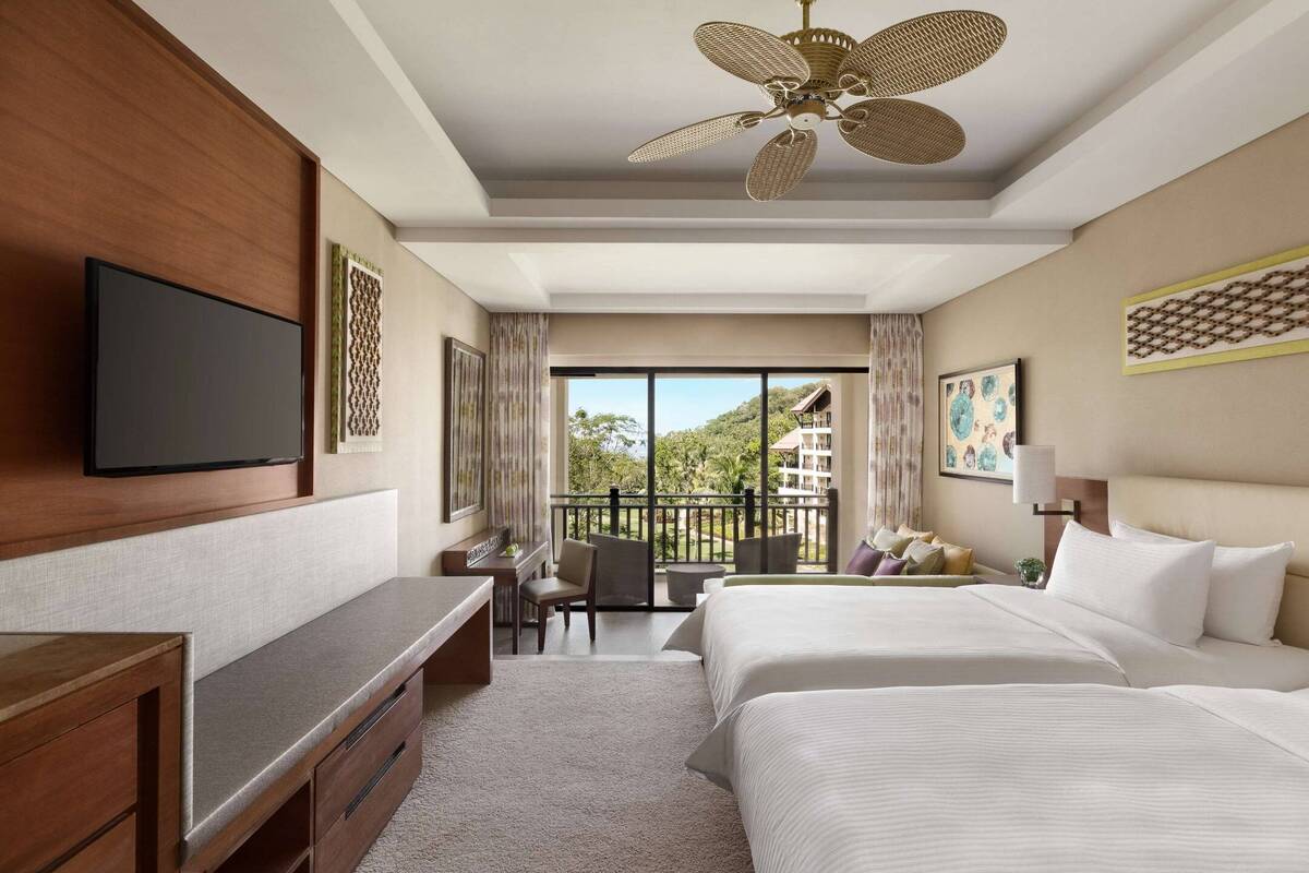 Garden Wing Deluxe Sea View Twin